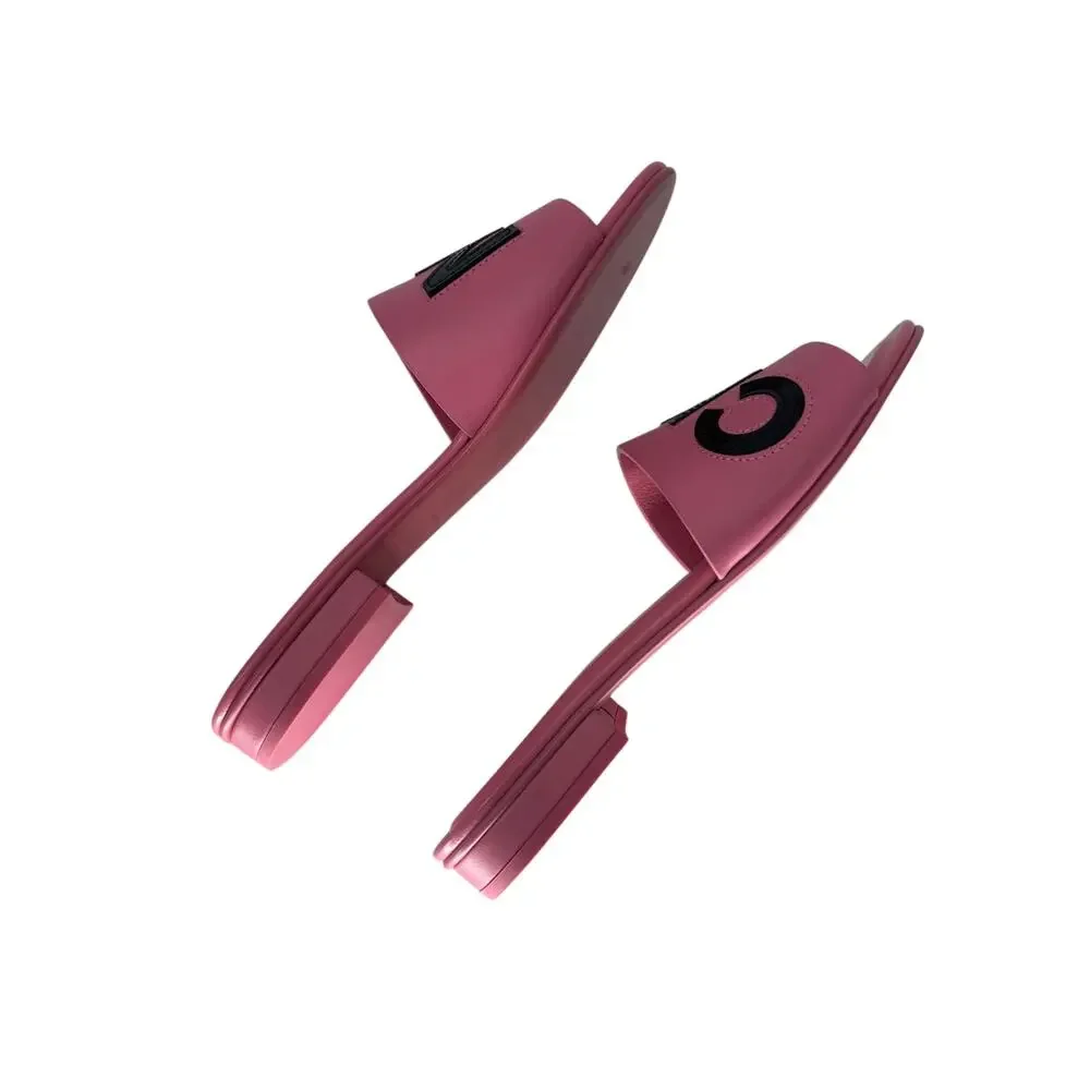 Chanel Calfskin Patent Calfskin Logo Slide Mules Pink Women's Size 37 NWOB